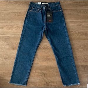 Levi’s Wedgie Straight Jeans